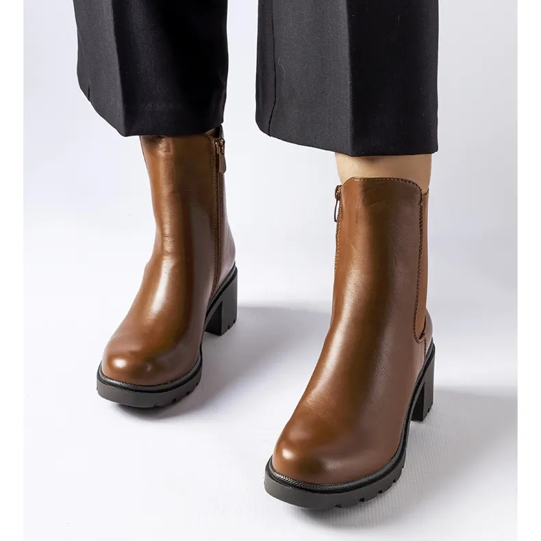 Brown classic Carseggio ankle boots