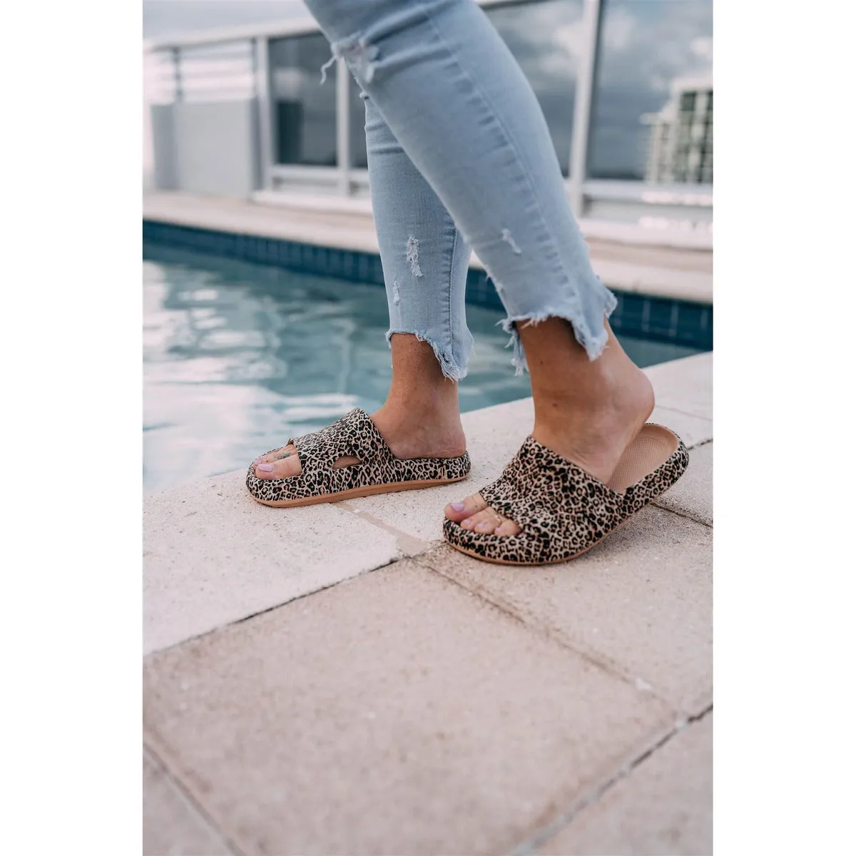 Insanely Comfortable Slides in Brown Leopard