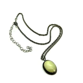 Light Sage Oval Moonglow Layering Necklace