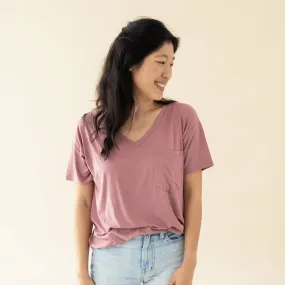 Women’s Relaxed Fit V-Neck in Dusty Rose